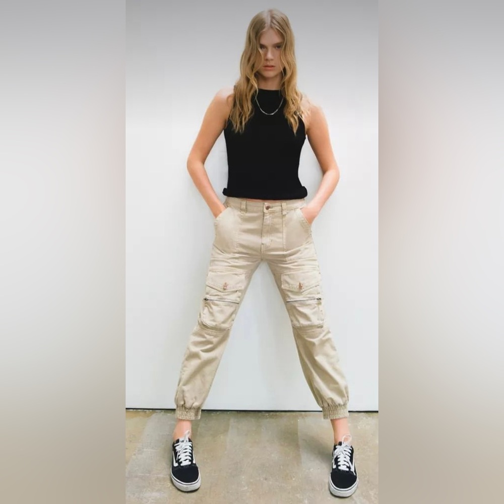 BDG High Wasted Jogger Cargo